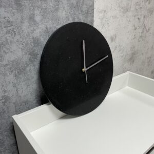 Zegar ścienny z konglomeratu kwarcowego 40cm czarny