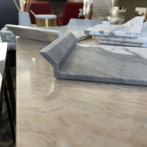 Taca do serwowania z marmuru Bianco Carrara model 3