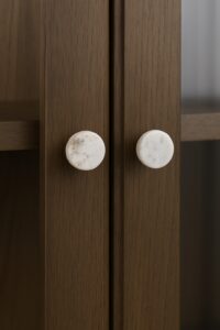 gałka meblowa z marmuru Bianco Carrara 